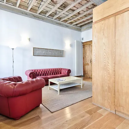 Loft Dei Mercanti Apartment
